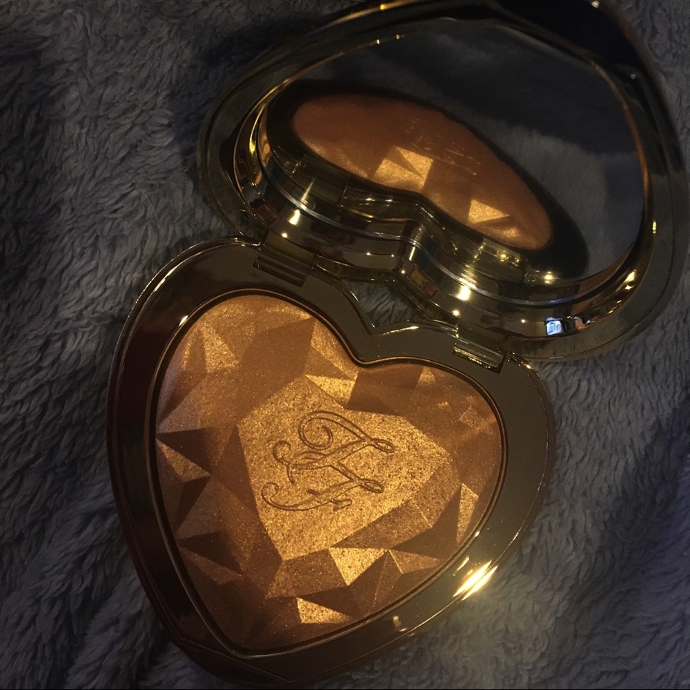 Too Faced Love Light Highlighter NEW